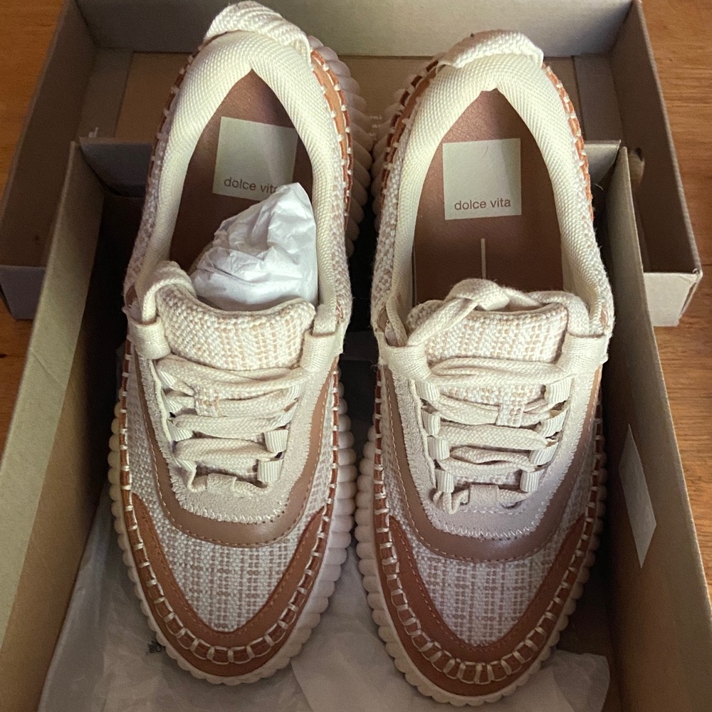 Dolce Vita Cream and Tan Sneakers Size 6